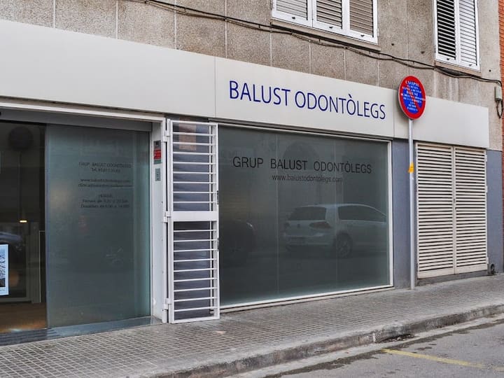 Balust Odontòlegs Sitges