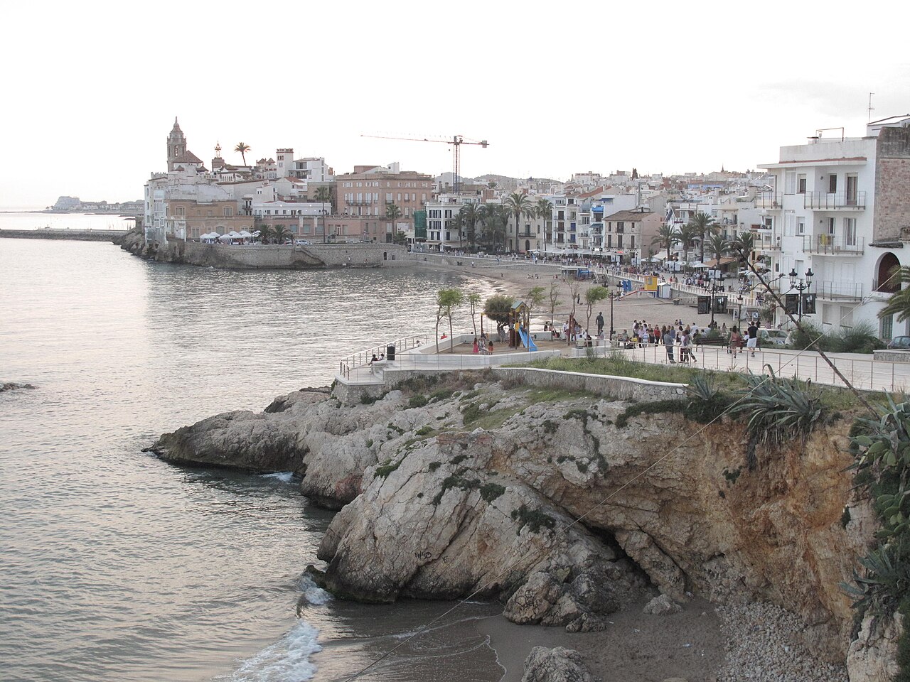 Los Mejores Planes con Niños en Sitges: Guía Familiar 2026